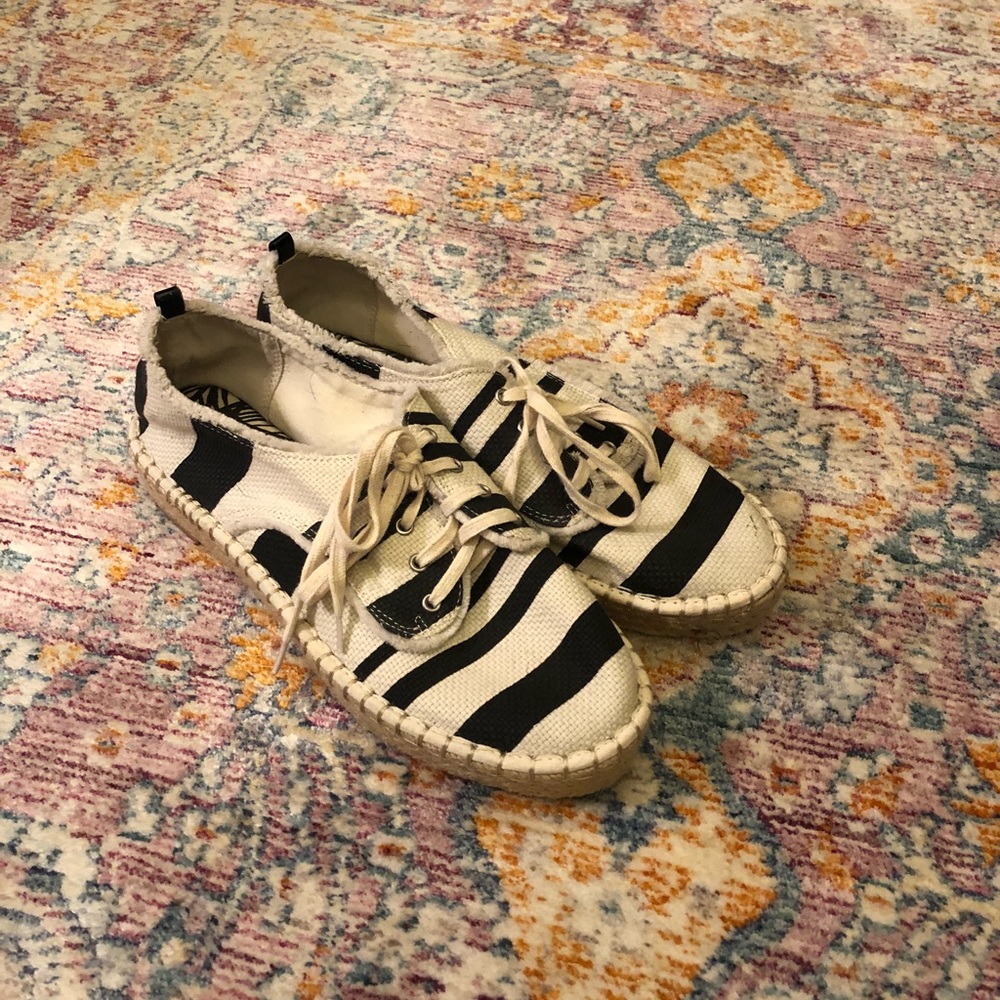 DV by Dolce Vita espadrille platform sneakers